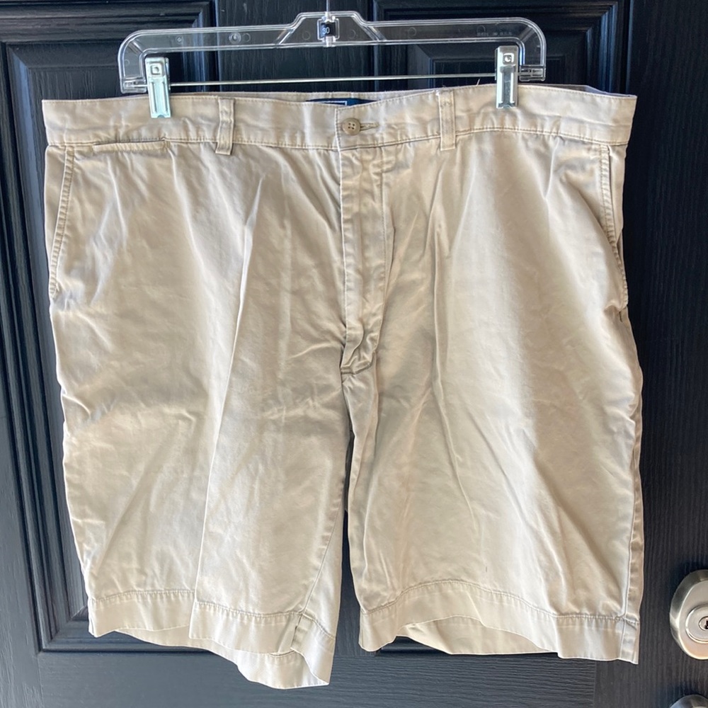 Polo men’s khaki shorts size 40 great shape